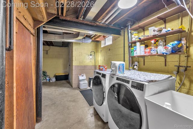 2746 Cornell Street, Dearborn, MI 48124