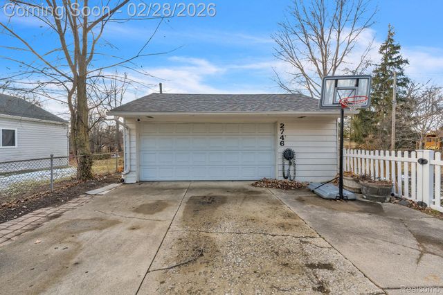 2746 Cornell Street, Dearborn, MI 48124