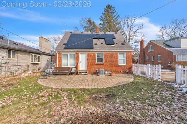 2746 Cornell Street, Dearborn, MI 48124