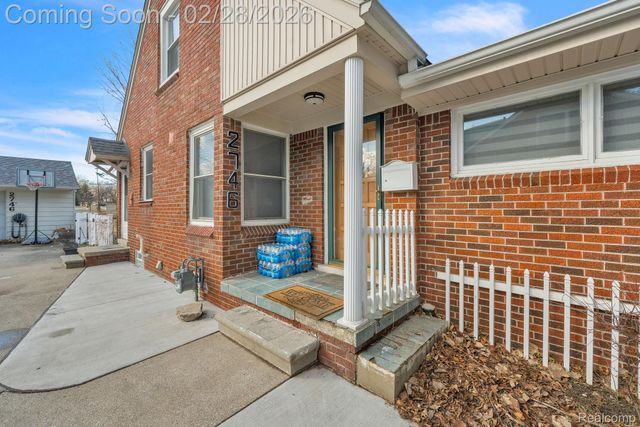 2746 Cornell Street, Dearborn, MI 48124