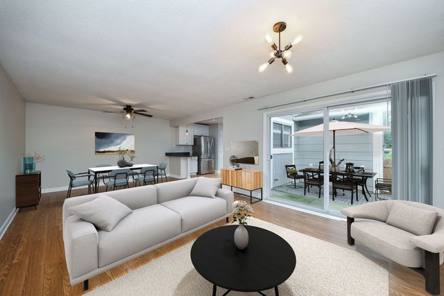 6851 Larkspur Court 6851, Woodridge, IL 60517