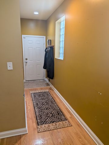 435 E 42nd Street 1, Chicago, IL 60653