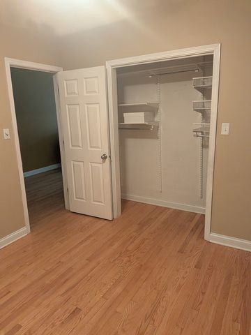 435 E 42nd Street 1, Chicago, IL 60653