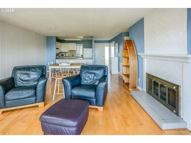 856 NEACOXIE Blvd, Gearhart, OR 97138