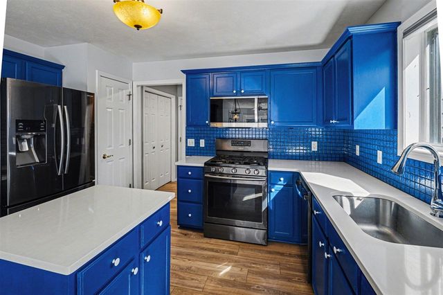 8135 Robinbrook Street, Richland, MI 49083