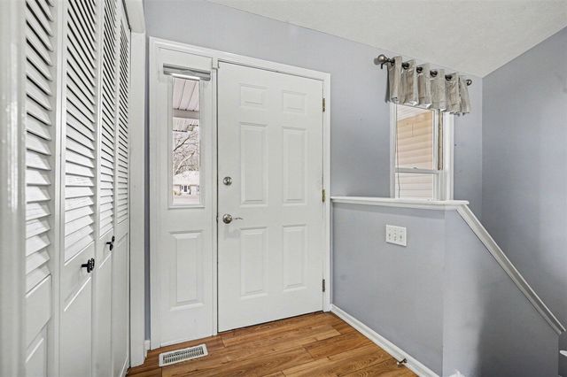 8135 Robinbrook Street, Richland, MI 49083