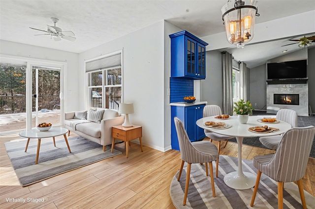 8135 Robinbrook Street, Richland, MI 49083