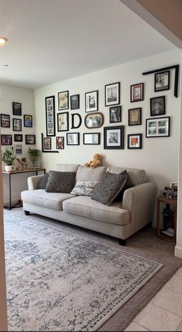 461 S Walcott St, Manteca, CA 95336