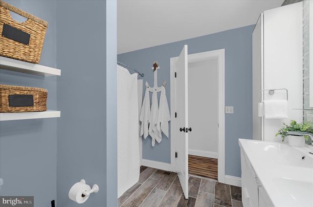 3800-B EDGEWATER PL, Baltimore, MD 21222