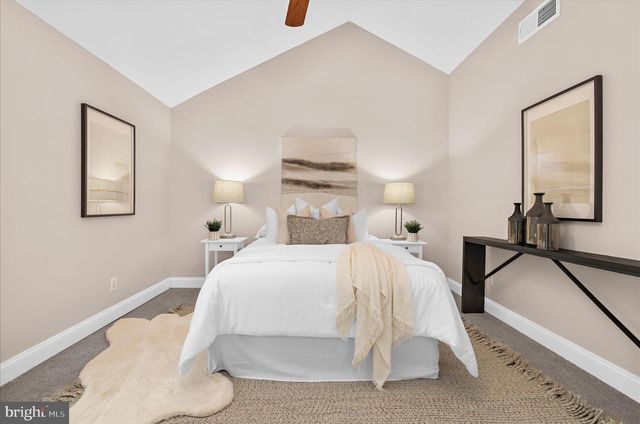 3800-B EDGEWATER PL, Baltimore, MD 21222