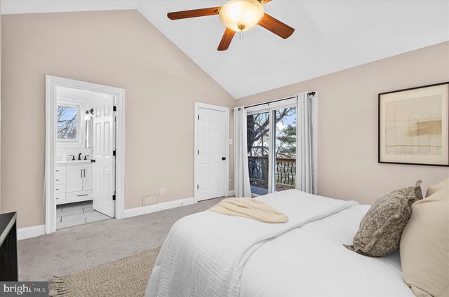 3800-B EDGEWATER PL, Baltimore, MD 21222