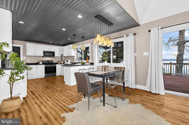 3800-B EDGEWATER PL, Baltimore, MD 21222