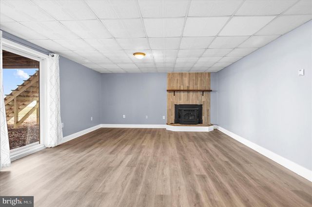 3800-B EDGEWATER PL, Baltimore, MD 21222