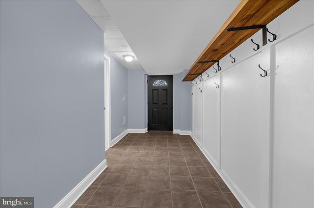 3800-B EDGEWATER PL, Baltimore, MD 21222