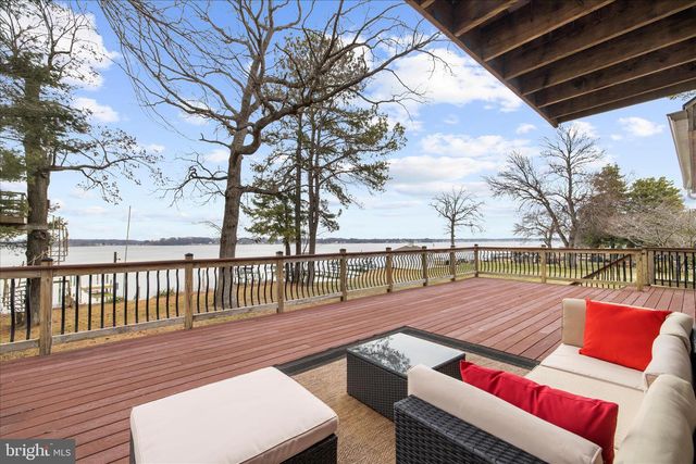 3800-B EDGEWATER PL, Baltimore, MD 21222