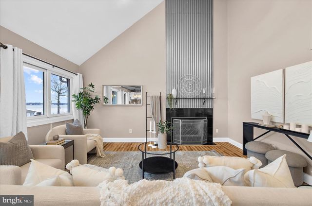 3800-B EDGEWATER PL, Baltimore, MD 21222