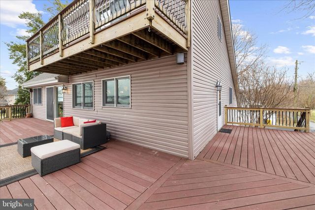 3800-B EDGEWATER PL, Baltimore, MD 21222