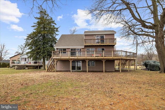 3800-B EDGEWATER PL, Baltimore, MD 21222