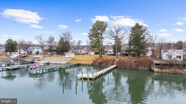 3800-B EDGEWATER PL, Baltimore, MD 21222