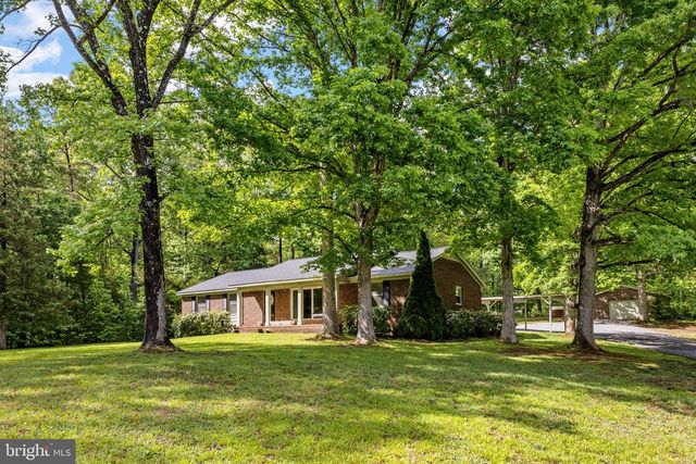 7501 HUNTERS LODGE DR, Spotsylvania, VA 22551