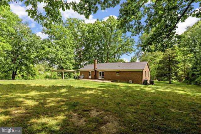 7501 HUNTERS LODGE DR, Spotsylvania, VA 22551