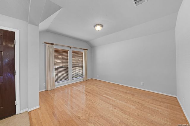 1936 Oak, New Braunfels, TX 78132