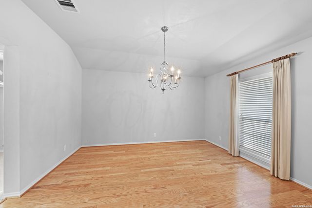 1936 Oak, New Braunfels, TX 78132