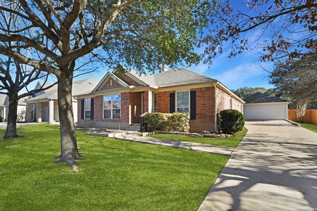 1936 Oak, New Braunfels, TX 78132