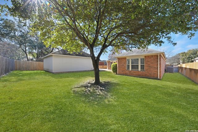 1936 Oak, New Braunfels, TX 78132