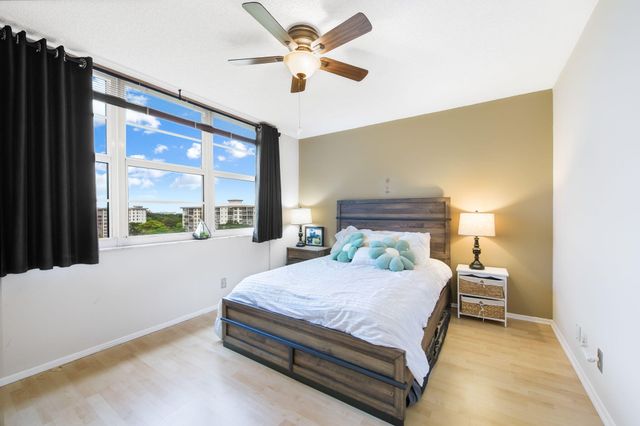 4015 W Palm Aire Drive, Pompano Beach, FL 33069