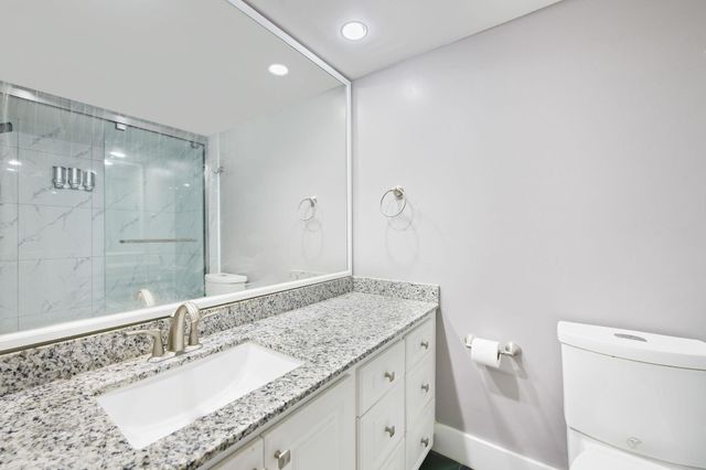 4015 W Palm Aire Drive, Pompano Beach, FL 33069