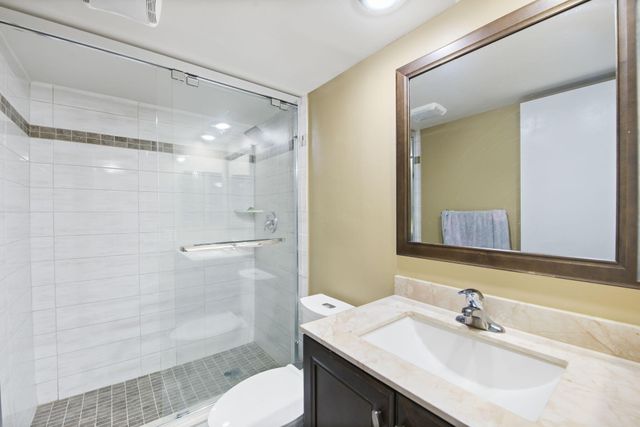 4015 W Palm Aire Drive, Pompano Beach, FL 33069