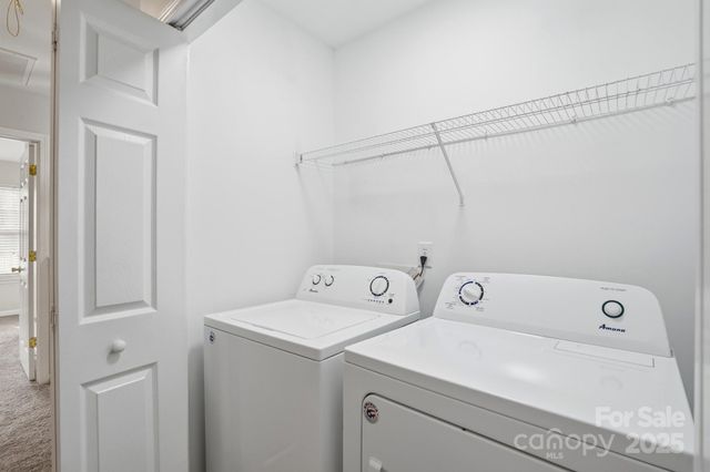 3855 Glenlea Commons Drive, Charlotte, NC 28216