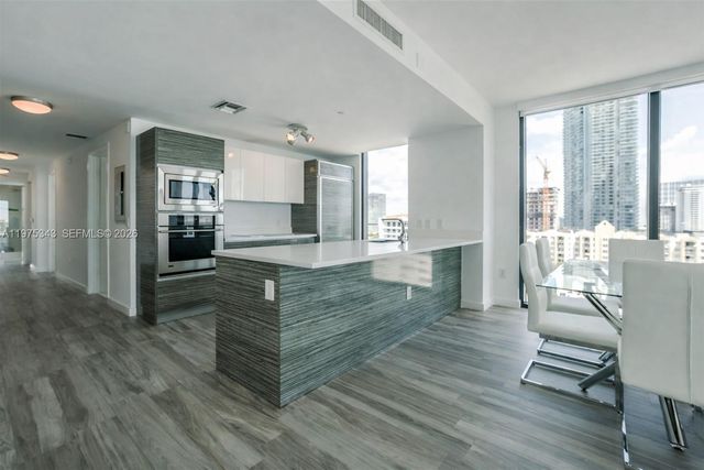 460 NE 28th St 1101, Miami, FL 33137