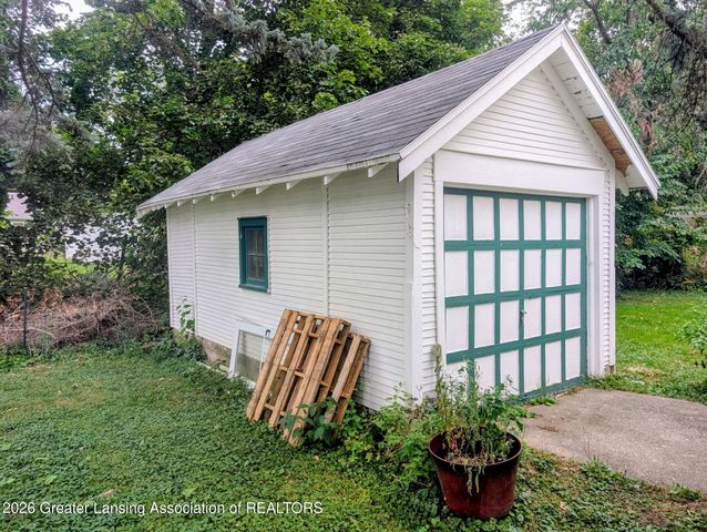 400 N Hayford Avenue, Lansing, MI 48912