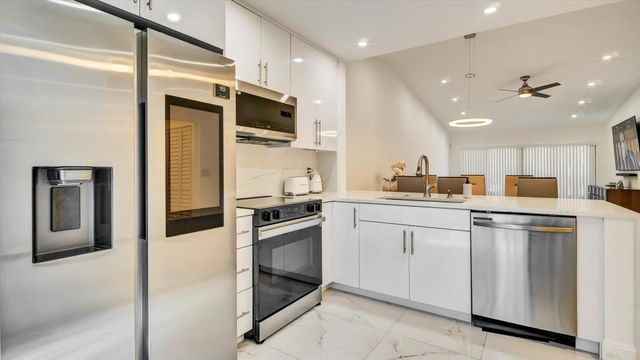 6320 Wedgewood Terrace Terrace 6320, Tamarac, FL 33321