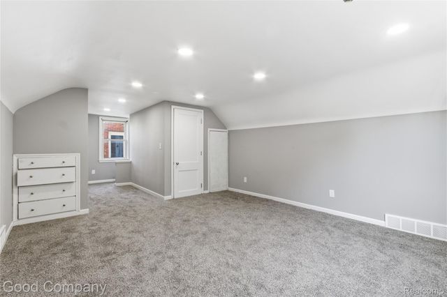 18246 Ashton Avenue, Detroit, MI 48219