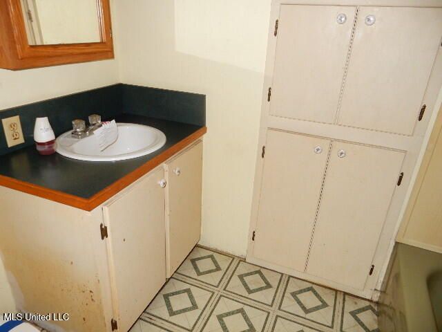 42 Foots Smith Road, Lumberton, MS 39455