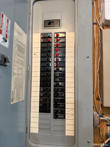 18 Olivia Lane, Naugatuck, CT 06770