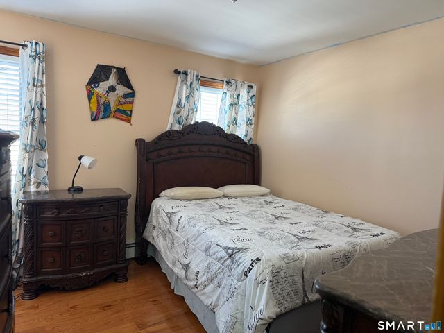 18 Olivia Lane, Naugatuck, CT 06770