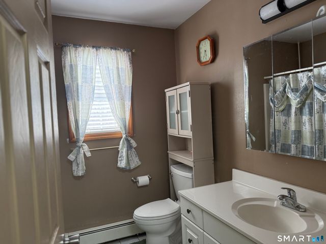 18 Olivia Lane, Naugatuck, CT 06770