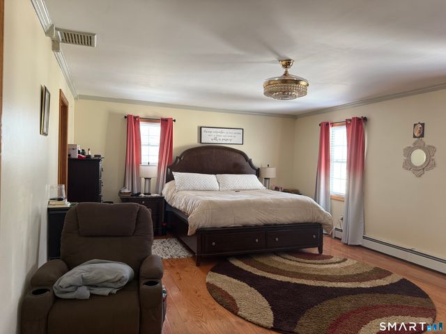 18 Olivia Lane, Naugatuck, CT 06770