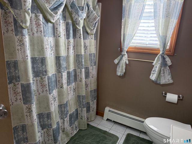 18 Olivia Lane, Naugatuck, CT 06770