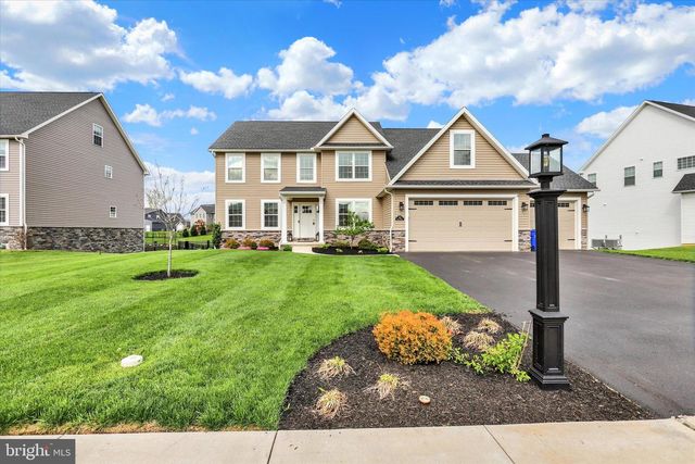202 DELANIE DRIVE DR, Greencastle, PA 17225