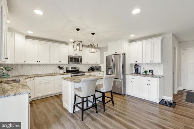 202 DELANIE DRIVE DR, Greencastle, PA 17225