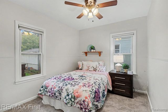 24890 Valley Avenue, Eastpointe, MI 48021