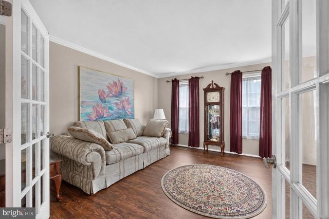 10 MONTCEAU DR, Newark, DE 19702