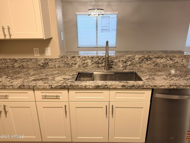 5033 E COLBY Street, Mesa, AZ 85205