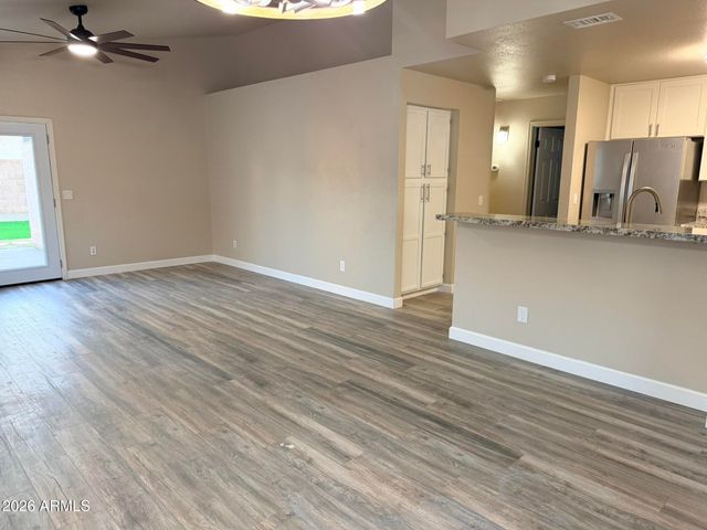 5033 E COLBY Street, Mesa, AZ 85205