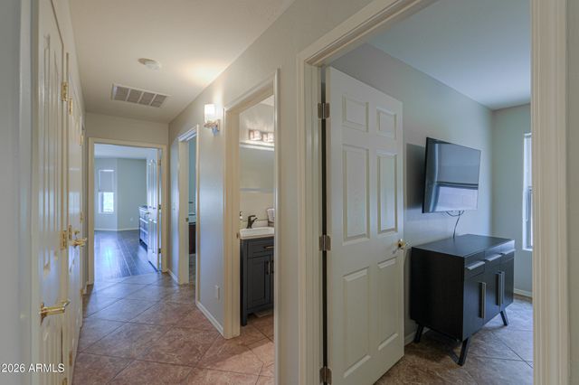 43402 W RIO BRAVO Drive, Maricopa, AZ 85138